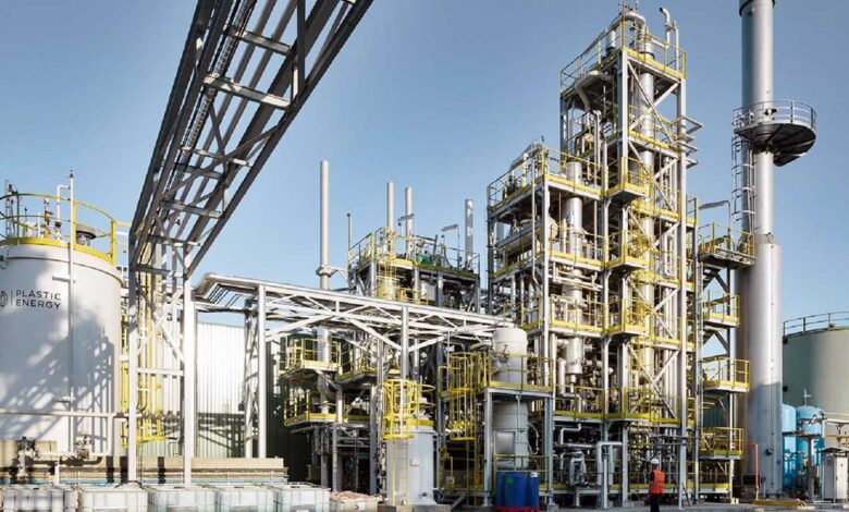 Sabic y Plastic Energy construirán una planta para producir polímeros circulares