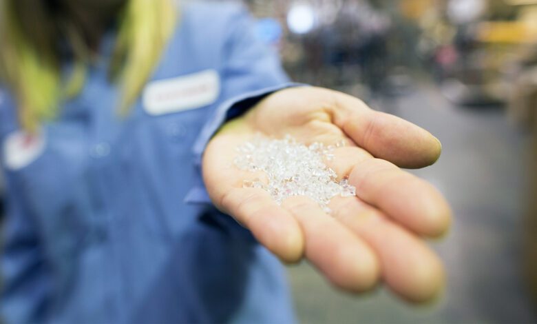 Reciclaje molecular en el sector de envases: clave para construir un ciclo mejor