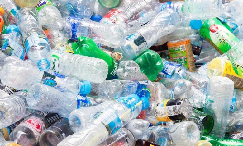 Nestlé reintroduce residuos plásticos en embalajes secundarios