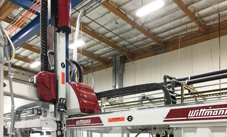 R&D Plastics utiliza los robots WITTMANN BATTENFELD de arquitectura abierta y flexible