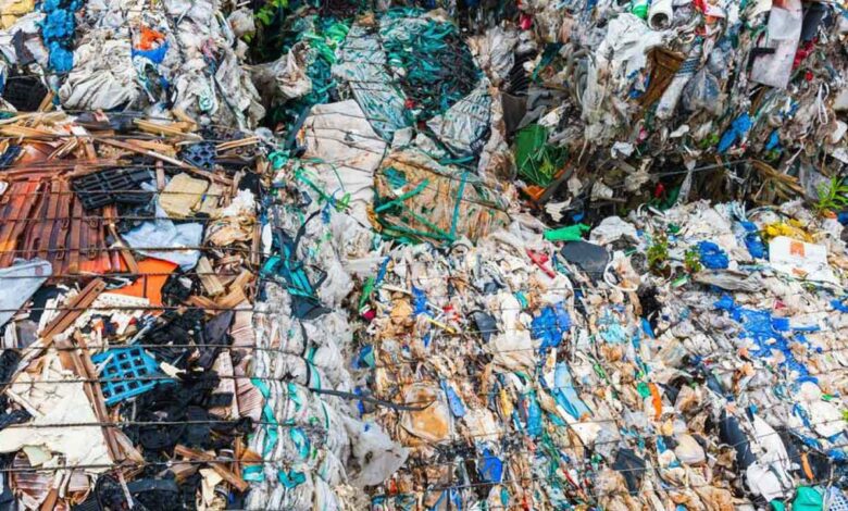 Sube en agosto el precio de las balas de chatarra plástica