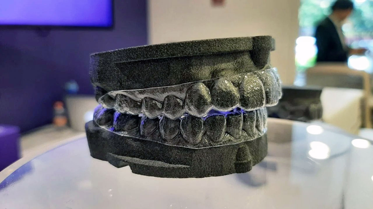 Los moldes de dentadura con plástico reciclado son una realidad
