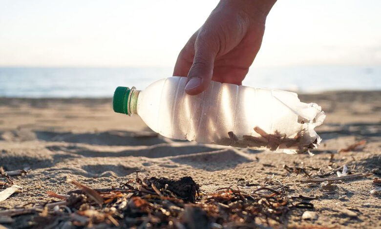 Sabic lanza PBT reciclado fabricado con desechos plásticos provenientes del océano