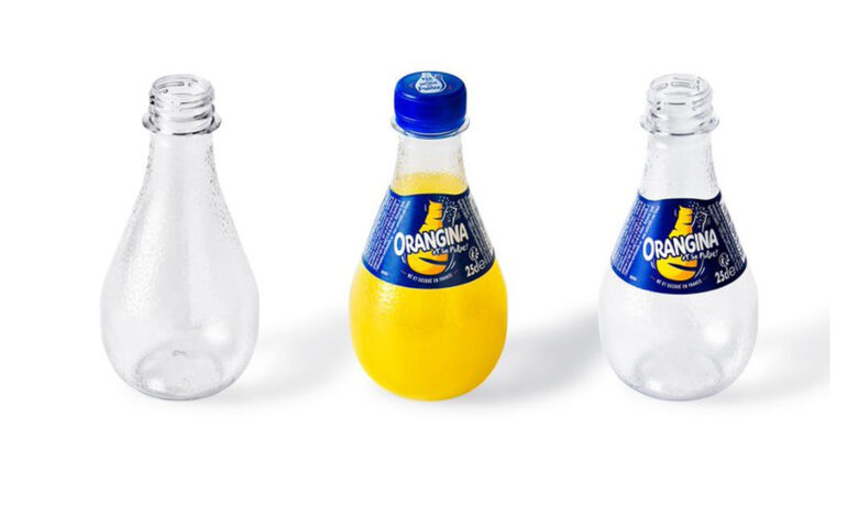 Suntory cambiará incorporará plástico 100 % reciclado en sus botellas